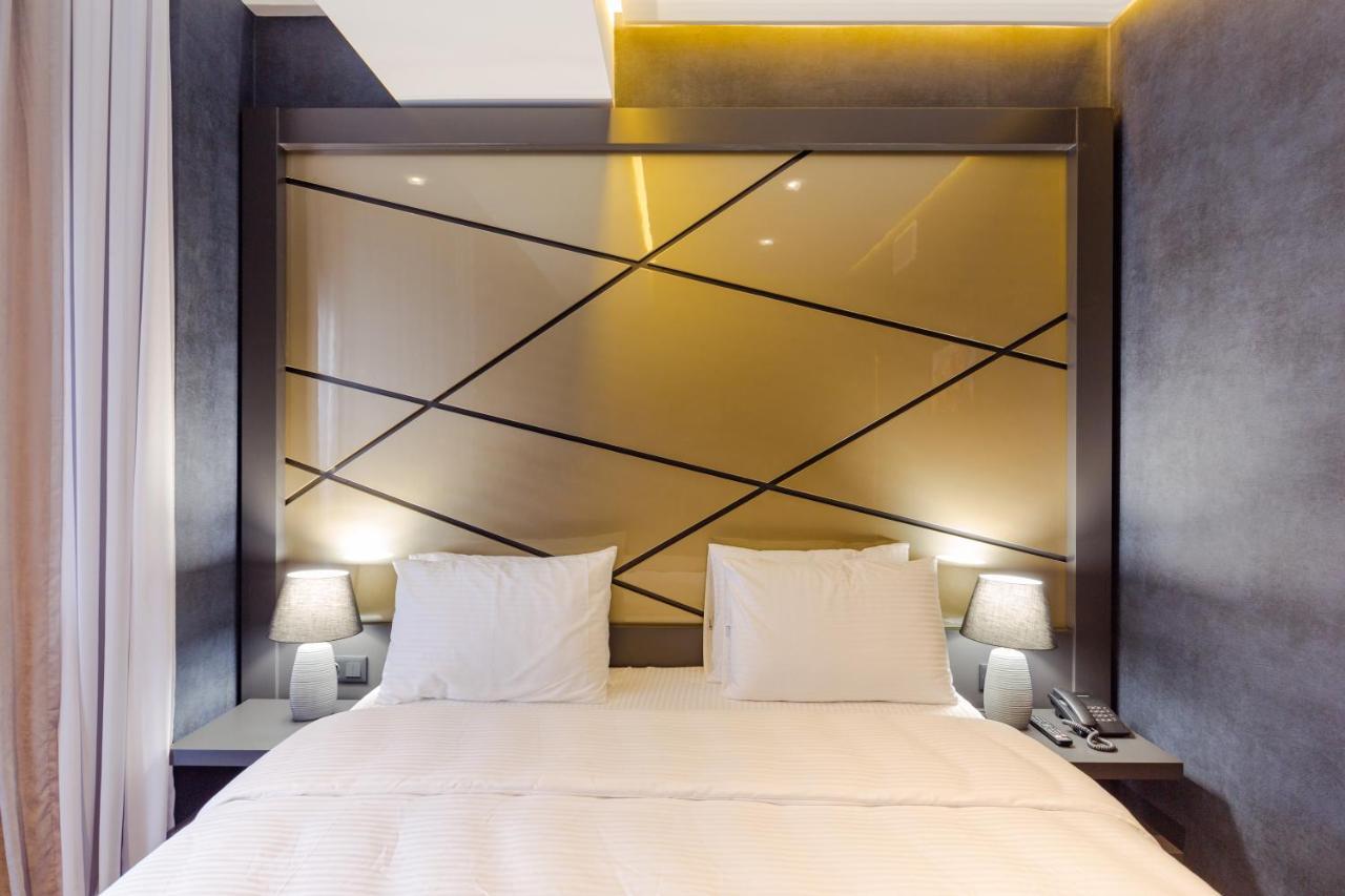 Tapis Rouge Design Boutique Hotel Батуми Екстериор снимка A room at the hotel