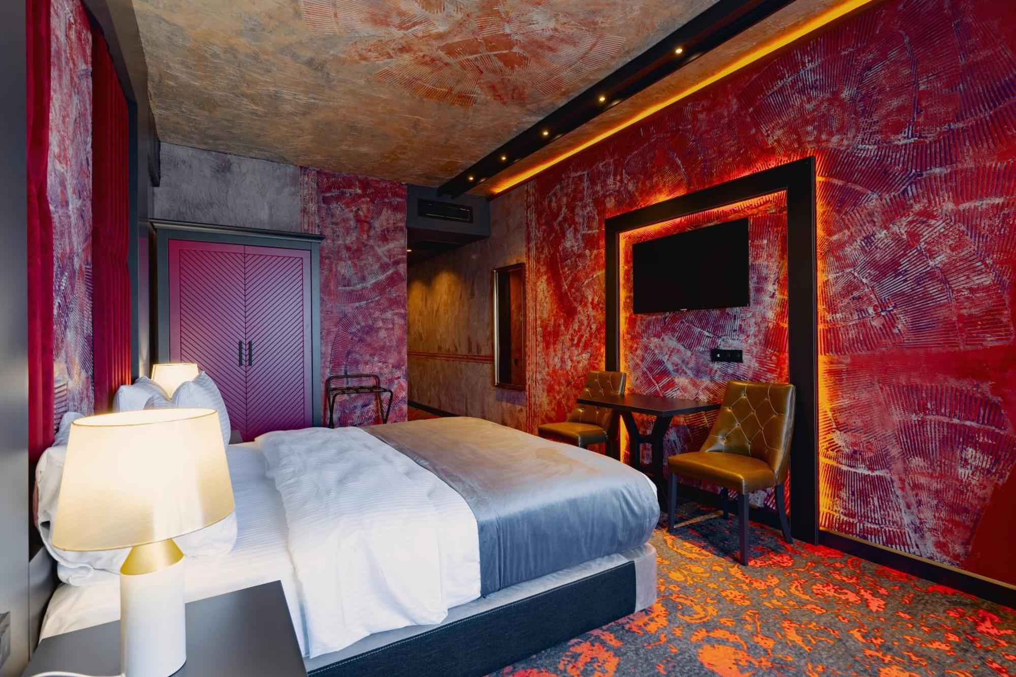 Tapis Rouge Design Boutique Hotel Батуми Екстериор снимка A room at the hotel